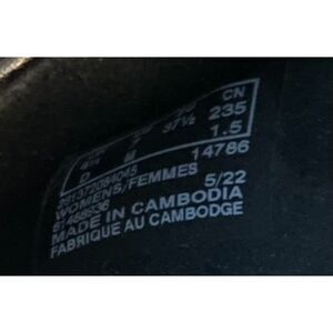 Clarks Women’s Pointed Toe Low Heels — Size 7M — Ultimate Comfort